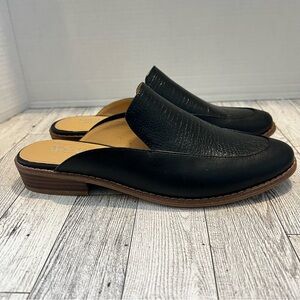 Michael by Michael Shannon Chrisley" Black Croc Embossed Slide Mules Size 7.5M